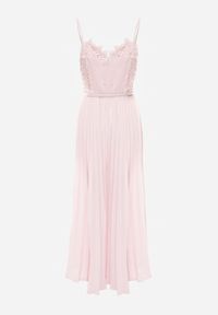 Renee - Różowy Elegancki Kombinezon z Paskiem w Talii Ozdobiony Koronką Aerosa. Kolor: różowy. Materiał: koronka. Długość rękawa: na ramiączkach. Wzór: aplikacja, koronka. Styl: elegancki #7