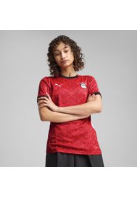Puma - Damska koszulka domowa Egipt 2025 PUMA Red Black. Kolor: czerwony, wielokolorowy, czarny. Wzór: kolorowy. Sport: piłka nożna