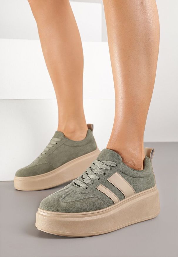 Renee - Zielone Sneakersy Klasyczne Tenisówki na Grubej Podeszwie z Koturnem Adessia. Okazja: na co dzień, na spacer. Kolor: zielony. Materiał: jeans. Obcas: na koturnie. Sport: turystyka piesza