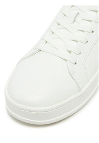 Calvin Klein Sneakersy HM0HM01767 Biały. Kolor: biały. Materiał: skóra #2