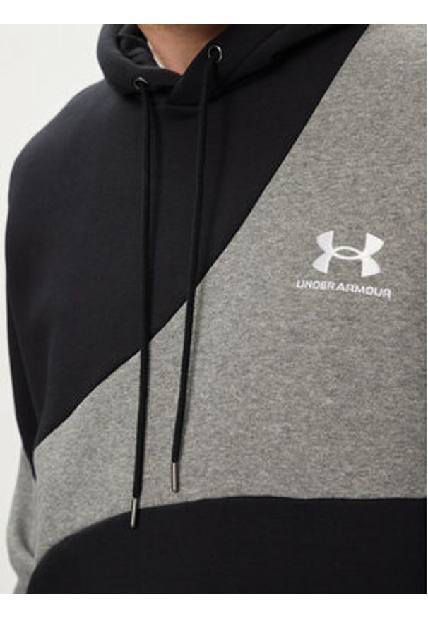 Under Armour Bluza techniczna Ua Essential Flc Blocked Hd 1383070-001 Czarny Loose Fit. Kolor: czarny. Materiał: bawełna