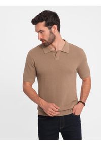 Ombre Clothing - Męska bawełniana koszulka polo ze strukturalnej dzianiny – jasnobrązowa V3 - Rozmiar: XXL. Okazja: do pracy, na co dzień. Typ kołnierza: polo. Kolor: brązowy. Materiał: bawełna, dzianina. Długość: krótkie. Styl: casual, elegancki