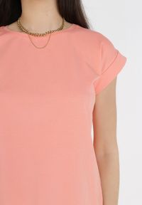 Born2be - Łososiowy T-shirt Kisenia. Kolor: różowy. Materiał: tkanina, materiał, bawełna. Długość: krótkie #4