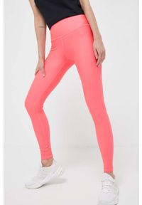 Under Armour legginsy treningowe kolor różowy gładkie 1365336-001. Kolor: różowy. Materiał: skóra, materiał. Wzór: gładki. Sport: fitness #1