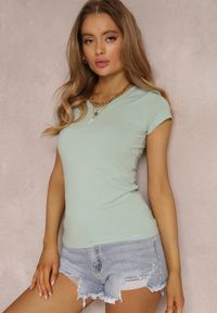 Renee - Miętowy T-shirt Mirasura. Kolor: miętowy. Materiał: dzianina. Długość rękawa: krótki rękaw. Długość: krótkie. Wzór: gładki