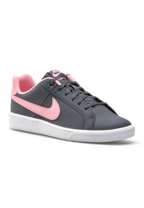 Buty do chodzenia dla dzieci Nike Court Royale GS. Kolor: szary. Materiał: materiał, syntetyk, tkanina, skóra. Szerokość cholewki: normalna. Model: Nike Court. Sport: turystyka piesza