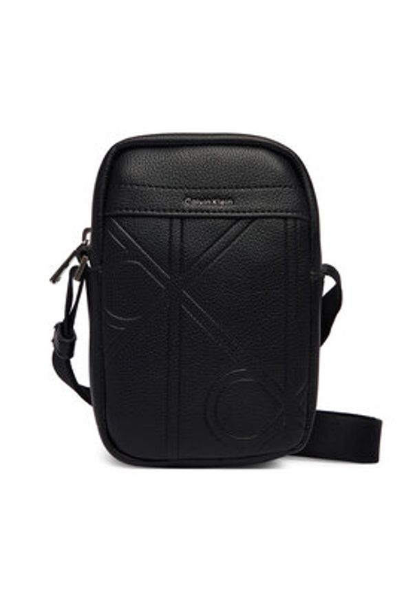 Calvin Klein Saszetka Emblem Aop Emboss Slim Reporter LV04D3371G Czarny. Kolor: czarny. Materiał: skóra