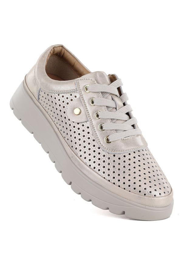 Skórzane półbuty damskie ażurowe złote Vinceza 79629. Kolor: złoty. Materiał: skóra. Szerokość cholewki: normalna. Wzór: ażurowy. Obcas: na platformie