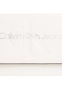 Calvin Klein Jeans Torebka Sculpted Saddle Bag22 Mono K60K611223 Biały. Kolor: biały. Materiał: skórzane #4