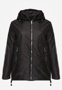 Born2be - Czarna Przejściolwa Pikowana Kurtka z Odpinanym Kapturem Nevistta. Okazja: na spacer, na co dzień, do pracy. Kolekcja: plus size. Kolor: czarny. Materiał: poliester, jeans. Styl: casual, elegancki #1