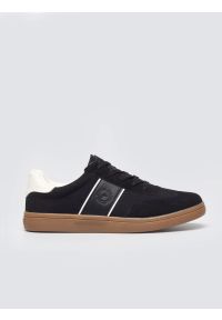 Big-Star - Sneakersy męskie z białymi akcentami czarne TT174129 906. Nosek buta: okrągły. Zapięcie: sznurówki. Kolor: czarny. Materiał: guma, syntetyk, materiał #1