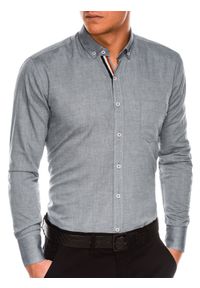 Ombre Clothing - Koszula męska z kontrastową plisą REGULAR FIT K490 - szara - L. Typ kołnierza: button down. Kolor: szary. Materiał: bawełna, tkanina, poliester. Długość rękawa: długi rękaw. Długość: długie. Styl: elegancki #4
