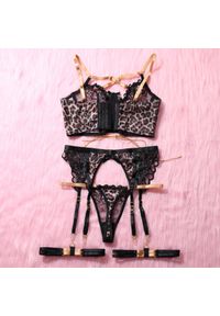 Intica - Bielizna z haftem na romantyczne wieczory Yelena. Kolor: wielokolorowy. Materiał: tkanina. Wzór: haft #4