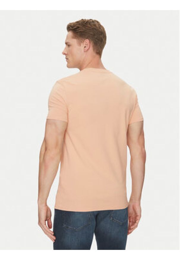 Guess T-Shirt M2YI24 J1314 Pomarańczowy Slim Fit. Kolor: pomarańczowy. Materiał: bawełna