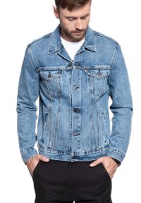 Levi's® - KURTKA JEANSOWA LEVI’S PRIDE COMMUNITY LGBTQIA+ TRUCKER JACKET 723340290. Okazja: na imprezę. Typ kołnierza: kaptur. Kolor: niebieski. Materiał: jeans. Wzór: haft, aplikacja, napisy, nadruk. Sezon: lato. Styl: klasyczny #9