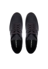 Emporio Armani Sneakersy EM003062 AF20004 UC001 Czarny. Kolor: czarny. Materiał: skóra #2