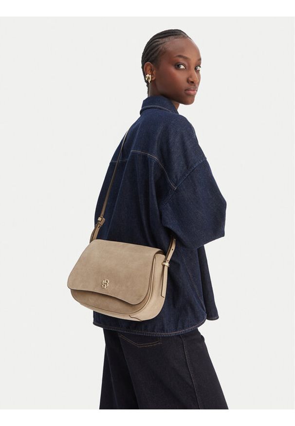 BOSS Torebka Boss Beyond Saddle S 50557963 Beżowy. Kolor: beżowy. Materiał: zamszowe, skórzane