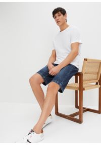 bonprix - Bermudy z gumką w talii ze stretchem, slim fit. Kolor: niebieski. Materiał: denim #2