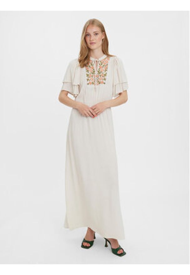 Vero Moda Sukienka letnia Gina 10277291 Écru Regular Fit. Materiał: wiskoza. Sezon: lato