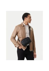 Saszetka Calvin Klein. Kolor: czarny #1