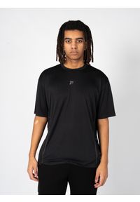 Fila T-Shirt "Ronchin" | FAM0281 | Mężczyzna | Czarny. Okazja: na co dzień. Kolor: czarny. Materiał: poliester. Styl: casual #2