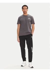 Adidas - adidas T-Shirt Mercedes - AMG Petronas Formula One Team Premium JY3032 Szary Regular Fit. Kolor: szary. Materiał: bawełna #4