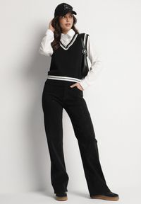 Born2be - Czarne Jeansy z Bawełną o Szerokim Kroju z Wysokim Stanem i Cyrkoniami Worlevia. Okazja: na co dzień. Stan: podwyższony. Kolor: czarny. Styl: elegancki, casual #7