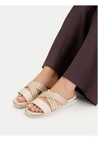 Go Soft Klapki CEO-W8087 Beżowy. Kolor: beżowy. Materiał: skóra #9