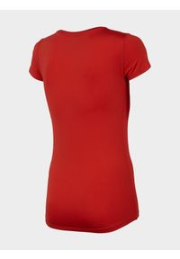 4f - Koszulka treningowa regular szybkoschnąca damska - czerwona. Kolor: czerwony. Materiał: syntetyk, elastan, materiał, włókno, dzianina, skóra. Długość rękawa: krótki rękaw. Długość: krótkie. Wzór: ze splotem, jednolity, gładki. Sport: fitness