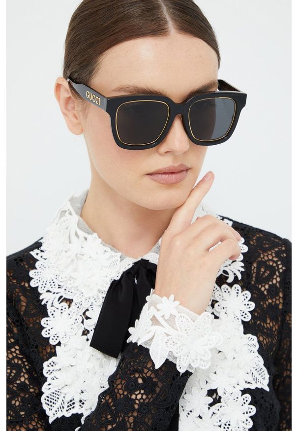 Gucci okulary przeciwsłoneczne damskie kolor czarny. Kolor: czarny