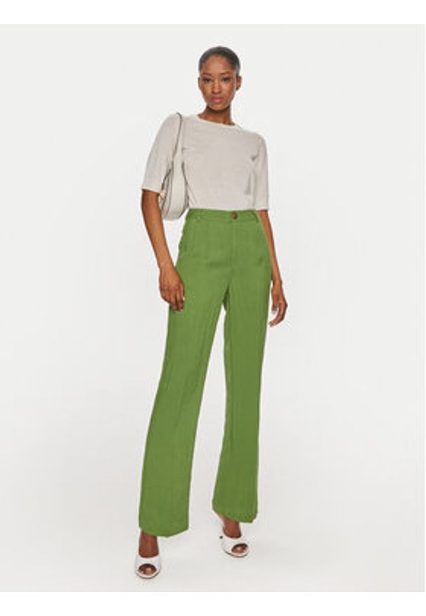 United Colors of Benetton - United Colors Of Benetton Spodnie materiałowe 47OZDF06F Zielony Regular Fit. Kolor: zielony. Materiał: wiskoza, lyocell