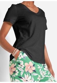 bonprix - T-shirt z czystej bawełny. Typ kołnierza: dekolt w serek. Kolor: czarny. Materiał: bawełna. Długość rękawa: krótki rękaw. Długość: krótkie #2