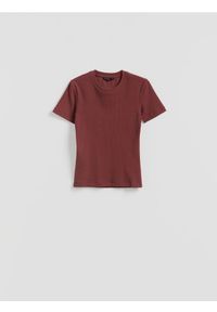 Reserved - T-shirt w prążek - brązowy. Kolor: brązowy. Materiał: bawełna, dzianina. Wzór: prążki #1