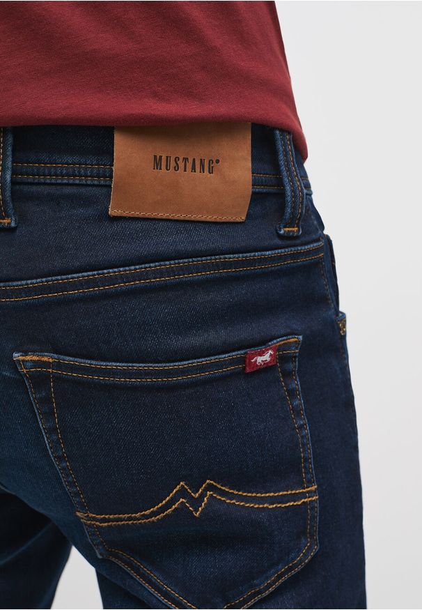 Mustang - MĘSKIE SPODNIE JEANSOWE MUSTANG OREGON SLIM K DENIM BLUE 1014265 5000 703