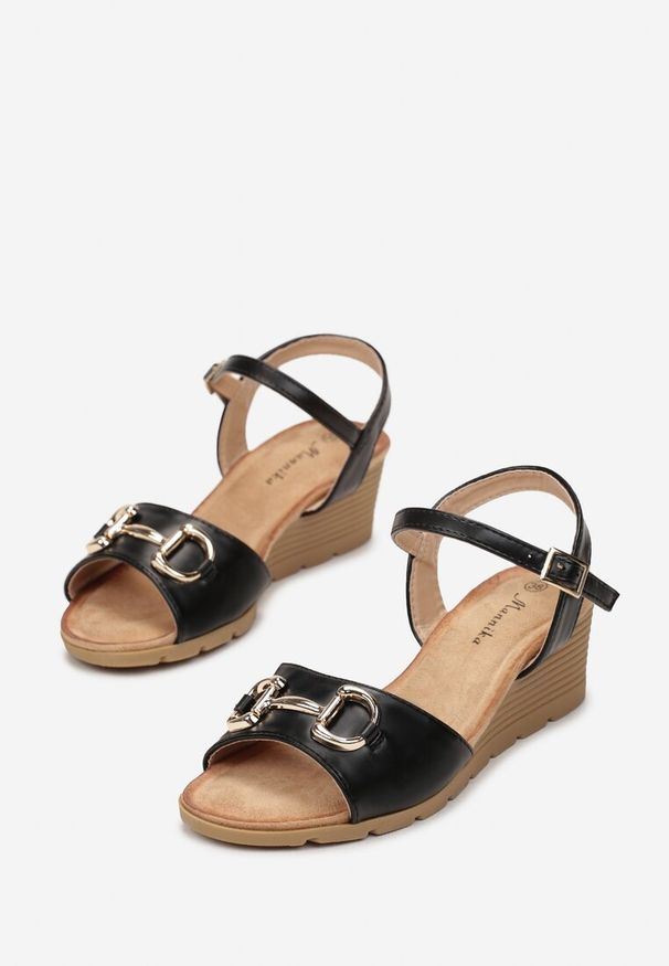 Born2be - Czarne Sandały na Koturnie z Elegancką Klamerką Miasia. Zapięcie: sprzączka. Kolor: czarny. Obcas: na koturnie. Styl: elegancki
