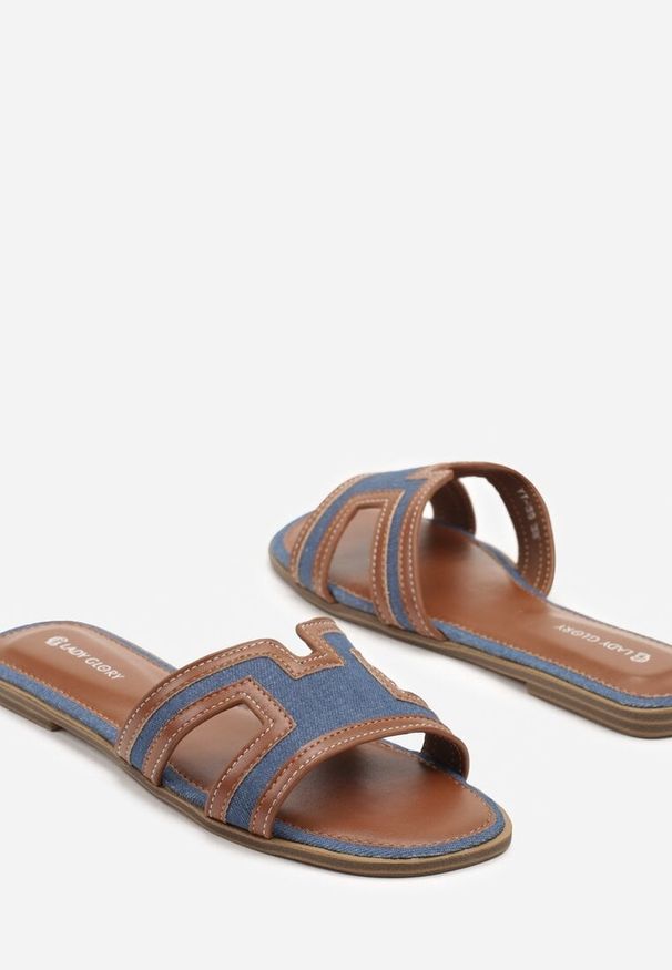 Born2be - Ciemnoniebieskie Klapki z Ozdobnymi Paskami i Wycięciami Luritta. Okazja: na co dzień. Kolor: niebieski. Materiał: jeans. Wzór: paski. Obcas: na obcasie. Styl: elegancki, casual. Wysokość obcasa: niski