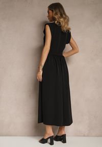 Renee - Czarna Sukienka z Paskiem Koszulowa o Rozkloszowanym Fasonie Mavoselle. Okazja: na co dzień. Kolor: czarny. Materiał: jeans. Typ sukienki: koszulowe. Styl: elegancki, casual