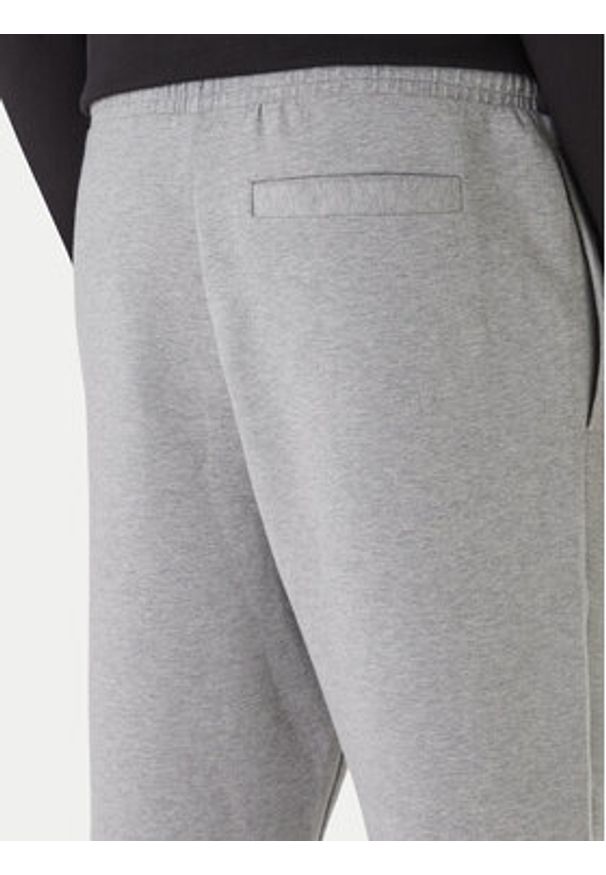BOSS Spodnie dresowe Hadiko 50555505 Szary Regular Fit. Kolor: szary. Materiał: bawełna