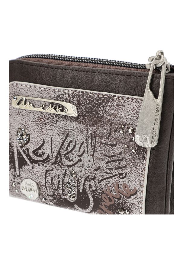 Brązowy Zgrabny Portfel Damski Anekke Core. Kolor: brązowy. Materiał: materiał. Wzór: aplikacja