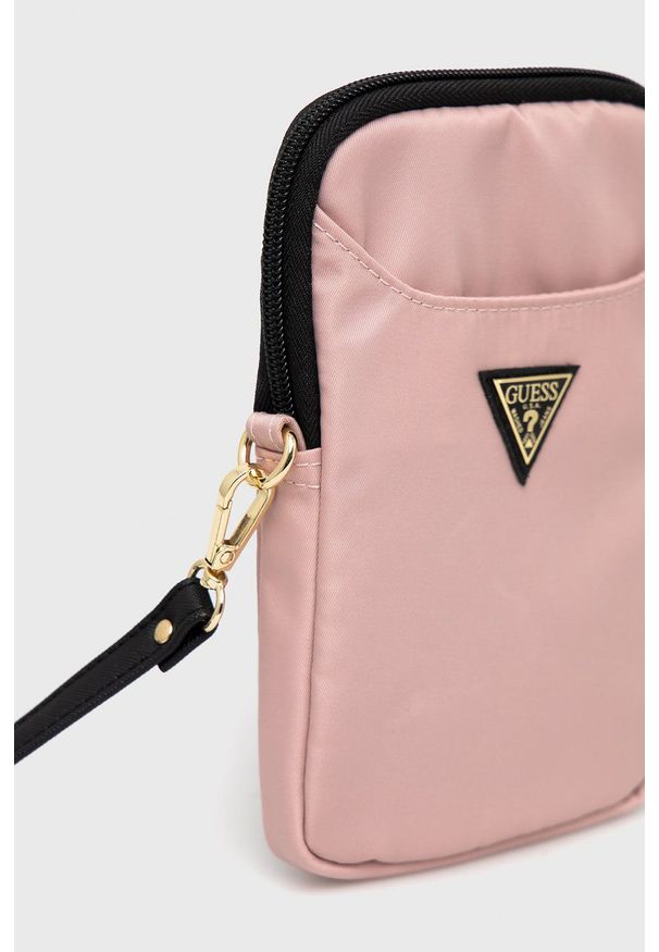 Guess - Torebka. Kolor: różowy. Rodzaj torebki: na ramię