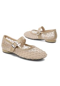 Baleriny damskie Filippo, cholewka z materiału tekstylnego siateczkowego z wykończeniem ze skóry naturalnej licowej na płaskiej podeszwie, beżowe, DP. Okazja: na co dzień. Zapięcie: klamry. Kolor: beżowy. Materiał: materiał, skóra. Szerokość cholewki: normalna. Wzór: ażurowy. Obcas: na płaskiej podeszwie. Styl: elegancki, casual #5