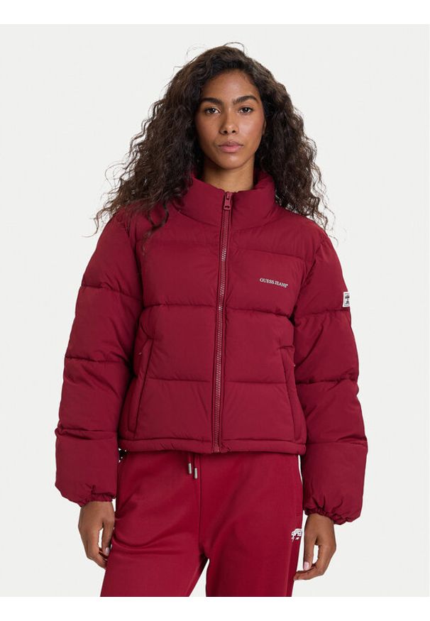 Guess Jeans Kurtka zimowa W4BL20 WGII2 Czerwony Regular Fit. Kolor: czerwony. Materiał: syntetyk. Sezon: zima