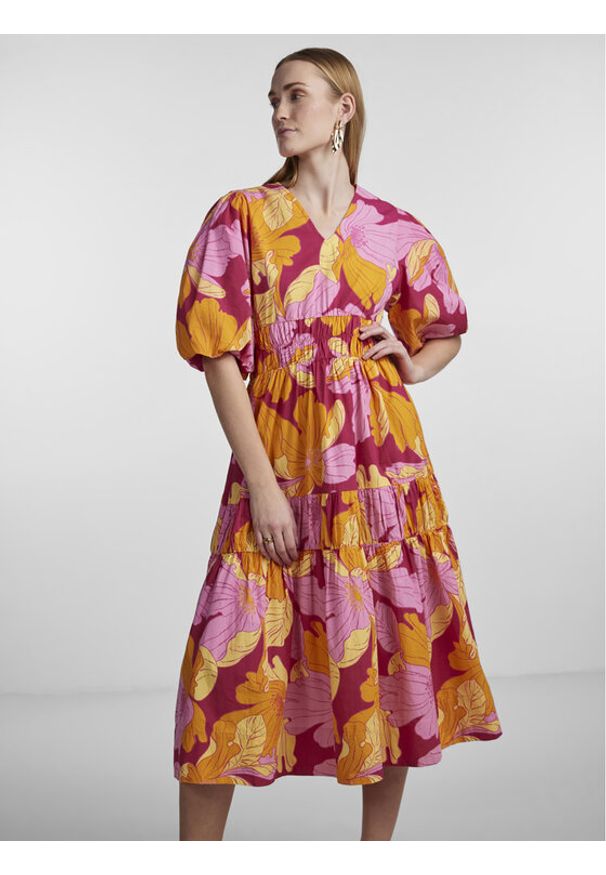 YAS Sukienka 26029918 Fioletowy Regular Fit. Kolor: fioletowy. Materiał: bawełna