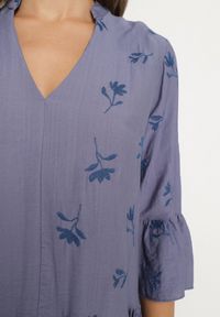 Born2be - Niebieska Sukienka z Wiskozą o Rozkloszowanym Kroju z Haftem i Falbankami Axneria. Okazja: na co dzień. Typ kołnierza: kołnierz z falbankami. Kolor: niebieski. Materiał: wiskoza. Wzór: haft. Typ sukienki: rozkloszowane. Styl: casual, klasyczny #2