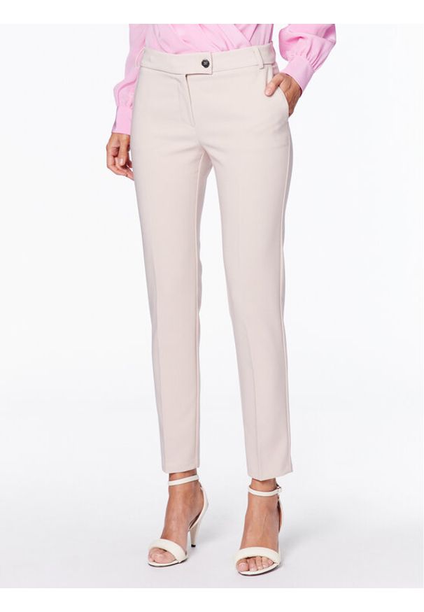 Rinascimento Spodnie materiałowe CFC0113050003 Różowy Regular Fit. Kolor: różowy. Materiał: materiał, syntetyk