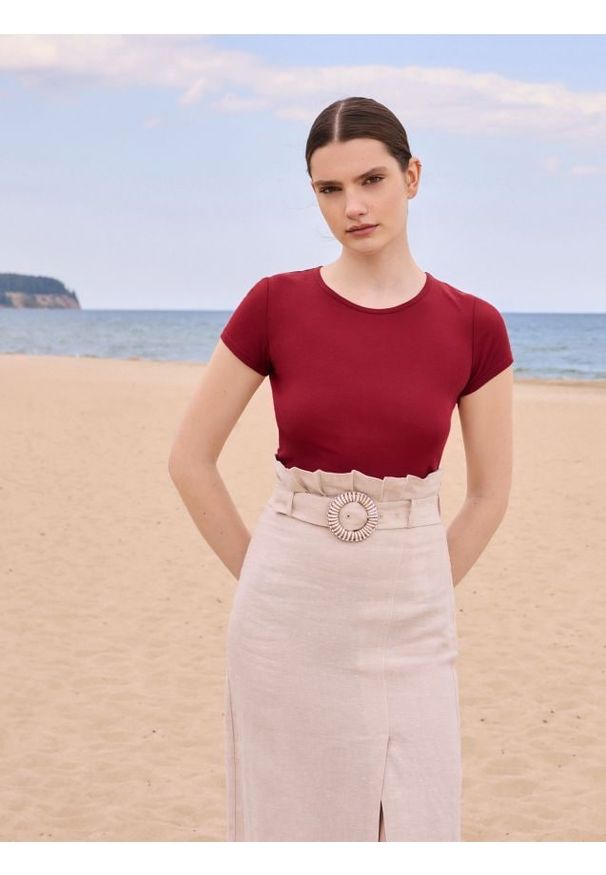 Reserved - Lniana spódnica z paskiem - beżowy. Kolor: beżowy. Materiał: len