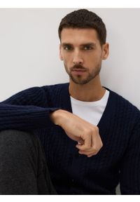 Reserved - Wełniany kardigan - granatowy. Kolor: niebieski. Materiał: wełna #1