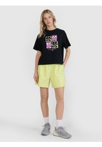 4f - 4F Spodenki casual damskie - żólte XS. Okazja: na co dzień. Kolor: żółty. Materiał: bawełna, materiał. Długość: krótkie. Styl: casual #1