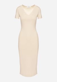 Born2be - Jasnobeżowa Sukienka Dopasowana Bodycon z Dekoltem w Serek Efricene. Okazja: na co dzień. Typ kołnierza: dekolt w serek. Kolor: beżowy. Materiał: jeans. Długość rękawa: krótki rękaw. Typ sukienki: bodycon. Styl: klasyczny, casual