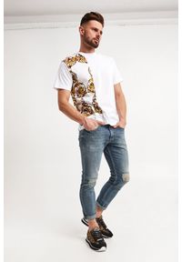 Versace Jeans Couture - T-shirt VERSACE JEANS COUTURE. Długość rękawa: krótki rękaw. Długość: krótkie. Wzór: nadruk